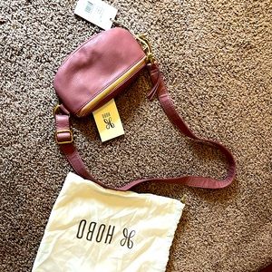HOBO belt bag in mauve (more of a pretty purple)- NWT